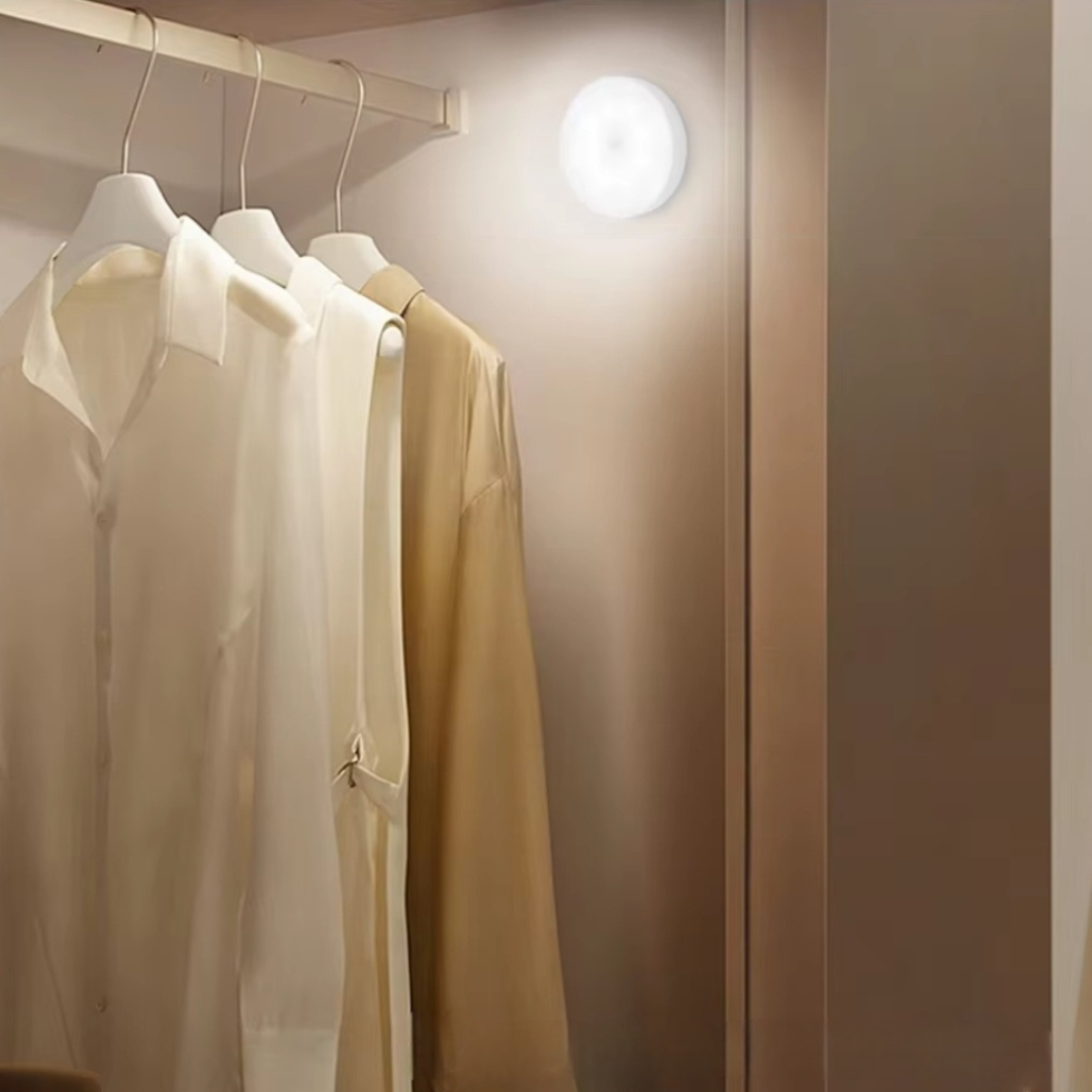 Lámpara LED Recargable con Sensor
